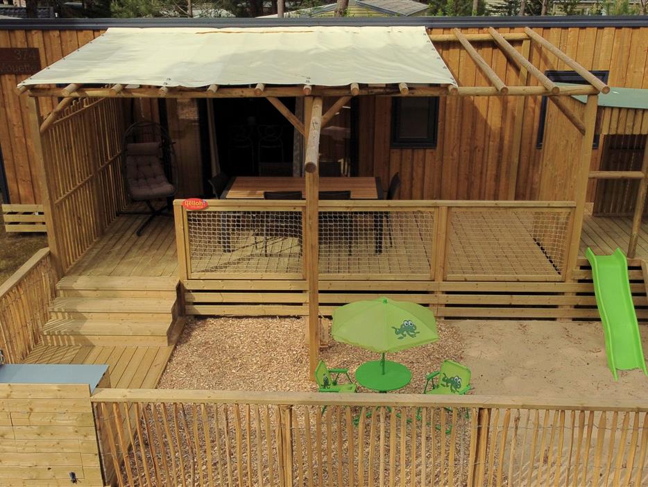 Buitenkant van het Premium-huisje voor 6 personen - CAMPING**** Les Sirènes