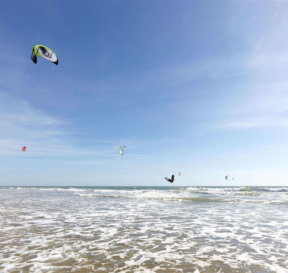 De nautische bases in de buurt van de 3-sterren camping Les Sirènes 