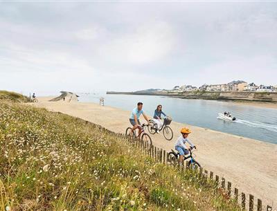 St Gilles Croix op enkele kilometers van de 3-sterren camping Les Sirènes in Saint Jean de Monts in de Vendée