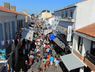 St Gilles Croix op enkele kilometers van de 3-sterren camping Les Sirènes in Saint Jean de Monts in de Vendée