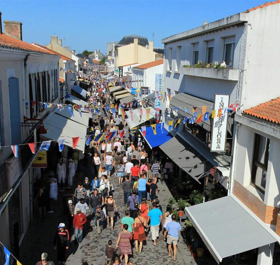 St Gilles Croix op enkele kilometers van de 3-sterren camping Les Sirènes in Saint Jean de Monts in de Vendée 