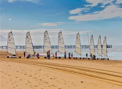 Zandzeilstrand van Saint-Jean-de-Monts in de Vendée - CAMPING**** Les Sirènes