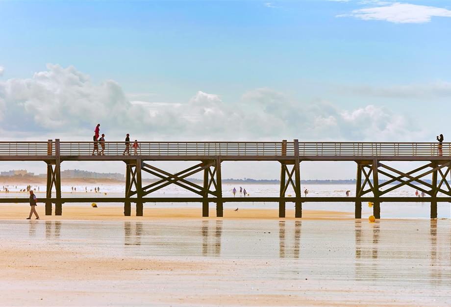 Niet te missen strand van Saint-Jean-de-Monts in de Vendée rond de 3-sterren camping Les Sirènes - CAMPING**** Les Sirènes