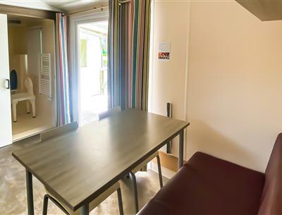 Woonkamer van de Cottage 4 personen 2 slaapkamers PMR