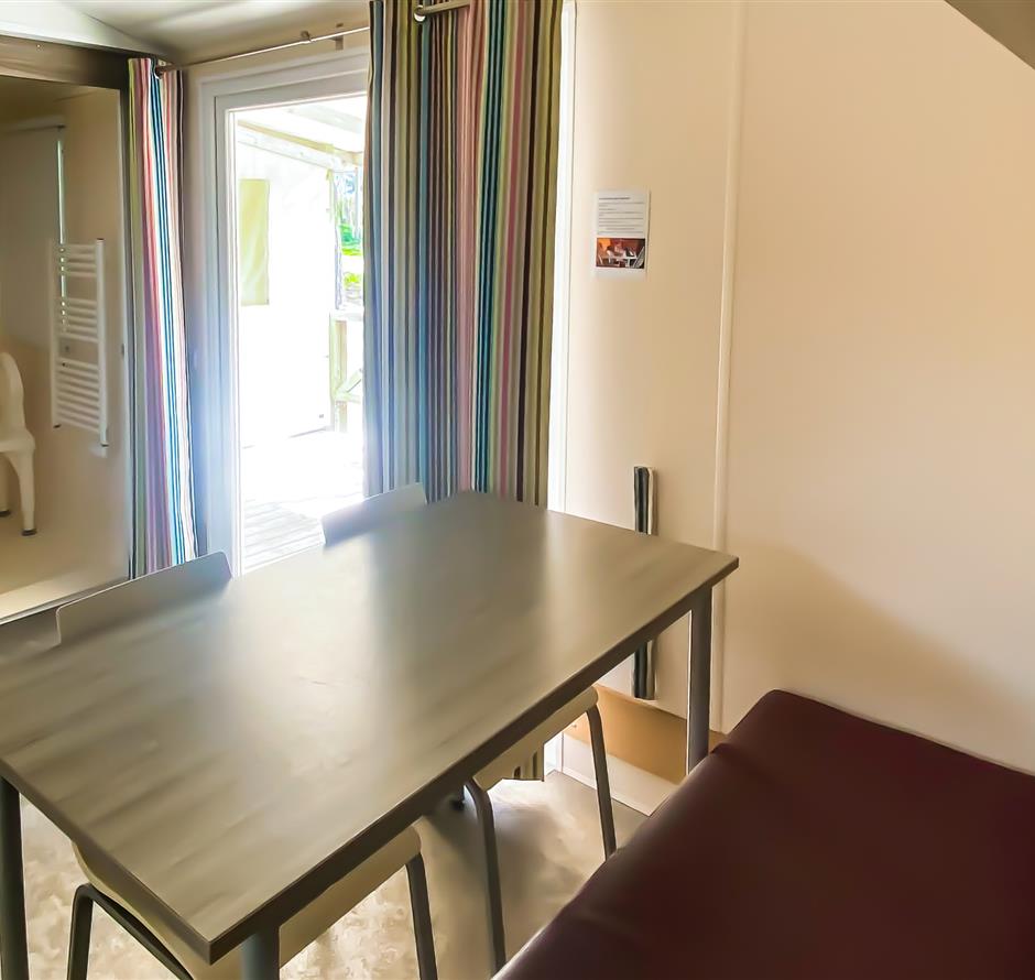 Woonkamer van de Cottage 4 personen 2 slaapkamers PMR 