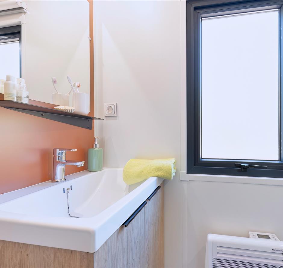 Cottage badkamer 2pers 4 bloemen 