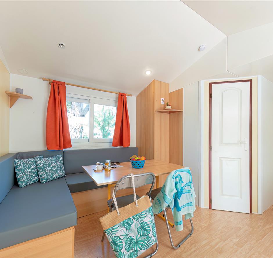 Woonkamer van de Cottage 4 pers 2 bloemen 