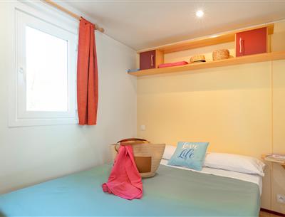 Slaapkamer van de Cottage 4 pers 2 bloemen