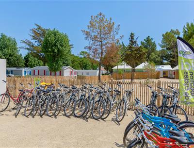 Fietspaden in Saint Jean de Monts in de Vendée in de buurt van de 3-sterren camping Les Sirènes