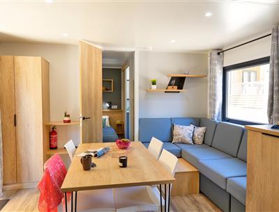 Woonkamer van de Cottage 6 personen 3 slaapkamers 4 bloemen