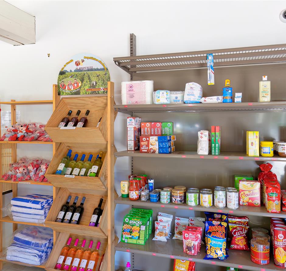 Diensten ter plaatse op de 3-sterrencamping Les Sirènes in Saint Jean de Monts in de Vendée (ontbijt, fietsverhuur, snackbar, bar, kruidenierswinkel, massage, wasserette, enz.) 