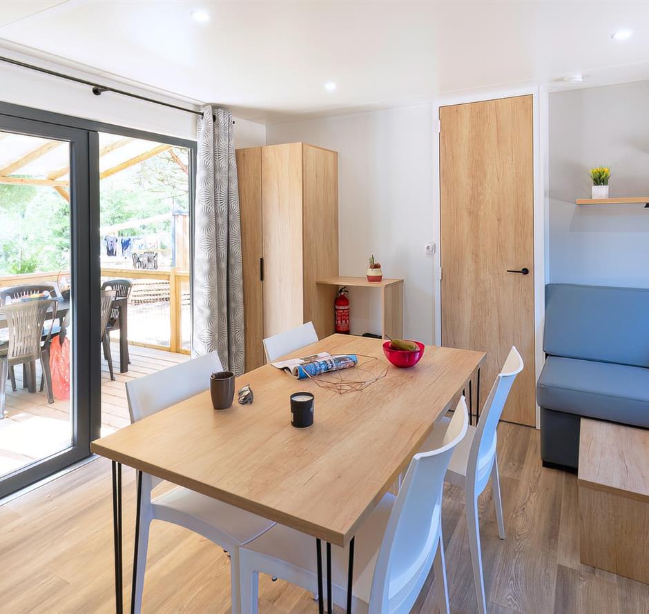 Woonkamer van de Cottage 6 personen 3 slaapkamers 4 bloemen 