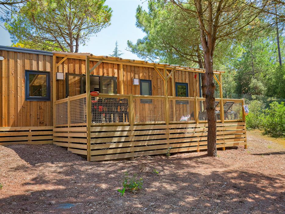 Buitenaanzicht Cottage 6 personen 3 slaapkamers 4 bloemen - CAMPING**** Les Sirènes
