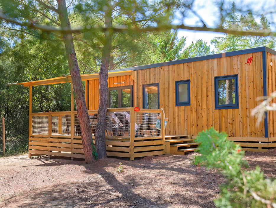 Buitenaanzicht van de Cottage 6 personen 3 bloemen - CAMPING**** Les Sirènes