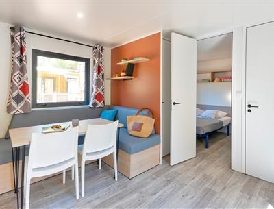 Woonkamer van de Cottage 5 pers 3 bloemen