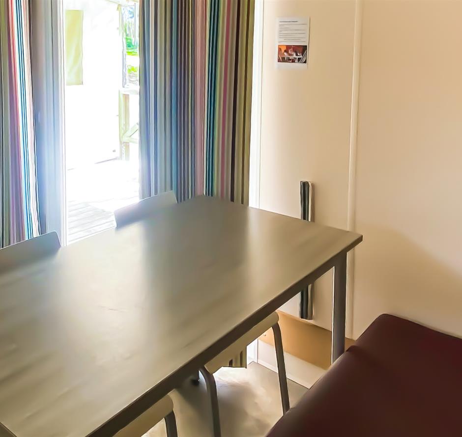 Woonkamer van de Cottage 4 personen 2 slaapkamers PMR 