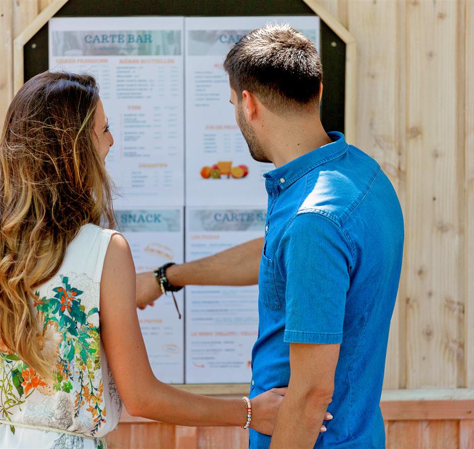 Snackbar en boodschappenservice op 3-sterrencamping Les Sirènes in Saint-Jean-de-Monts 