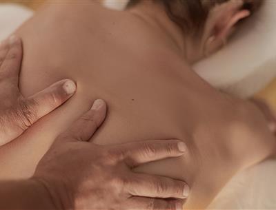 Wellnessmassage op 4-sterrencamping Les Sirènes in Saint-Jean-de-Monts