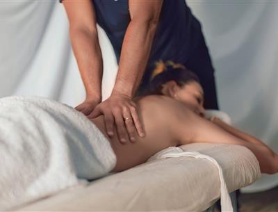 Wellnessmassage op 4-sterrencamping Les Sirènes in Saint-Jean-de-Monts