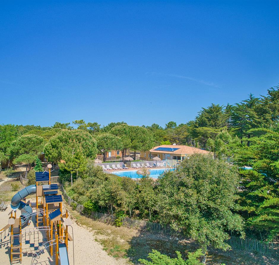 kinderspeeltuin op Camping Les Sirènes 