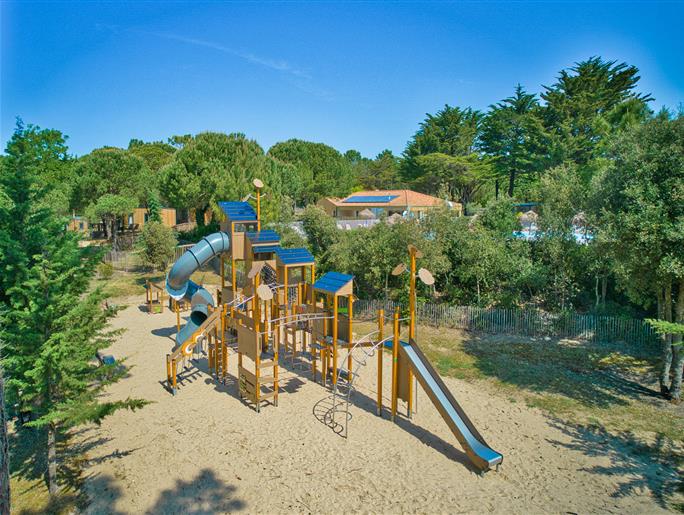 kinderspeeltuin op Camping Les Sirènes