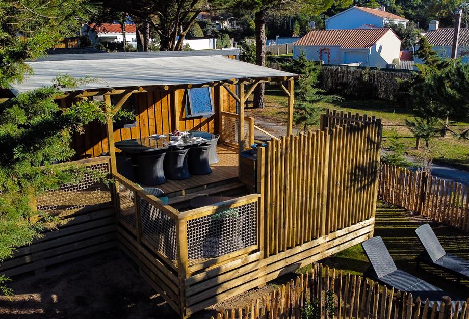 Buitenkant van het premium huisje voor 4 personen - CAMPING**** Les Sirènes